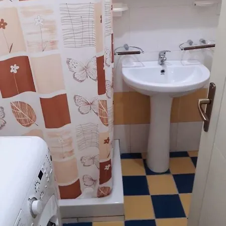 Popi Sarande