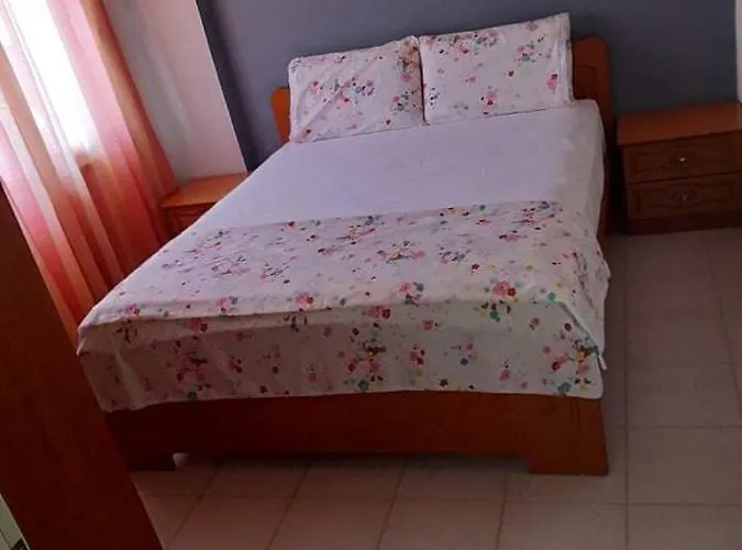 Popi Sarandë